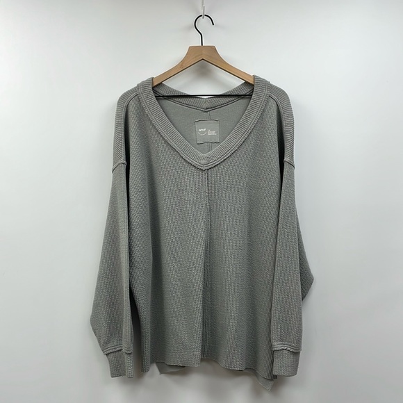 Aerie Gray Sweatshirt - Picture 2 of 8